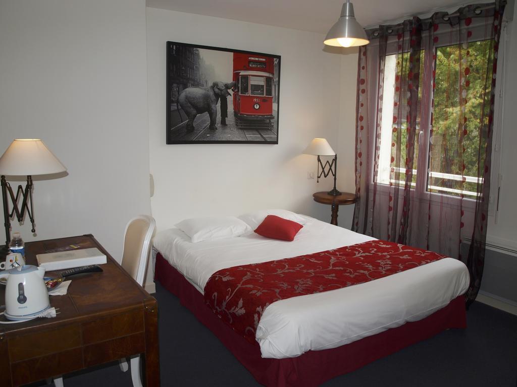באוד Auberge Du Cheval Blanc חדר תמונה